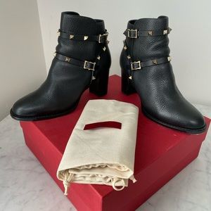 Valentino Rockstud booties